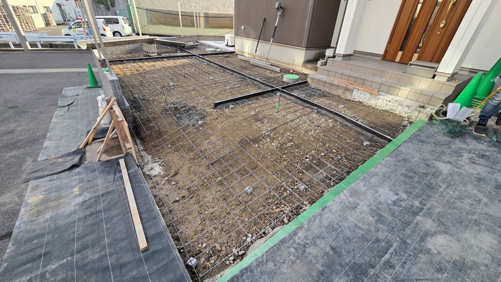 外構リフォームで駐車場を広く使いやすく