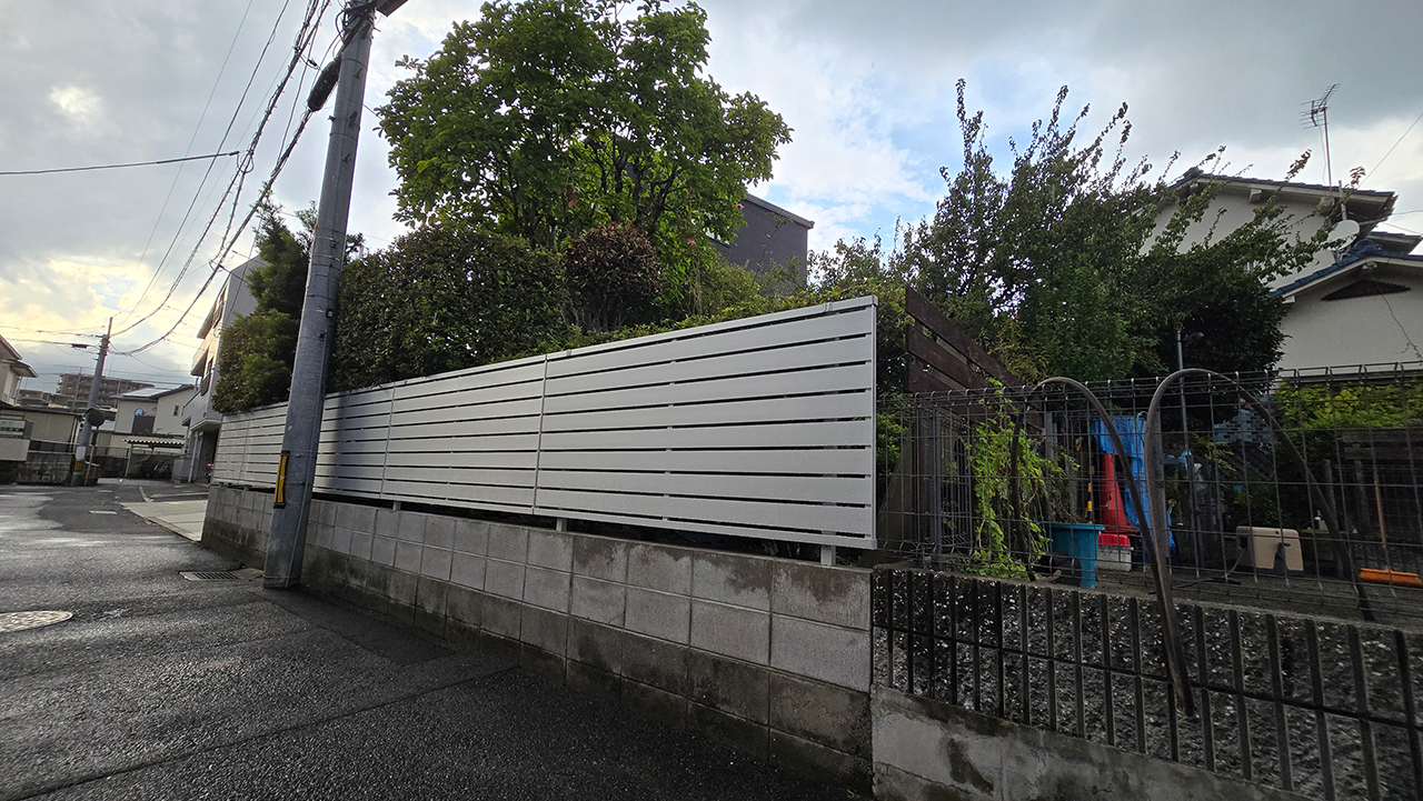 ブロック塀の再構築＋フェンス設置で安心・快適な外構に